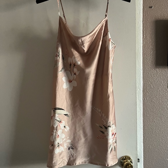 Princess Polly Mini Dress - Picture 2 of 2